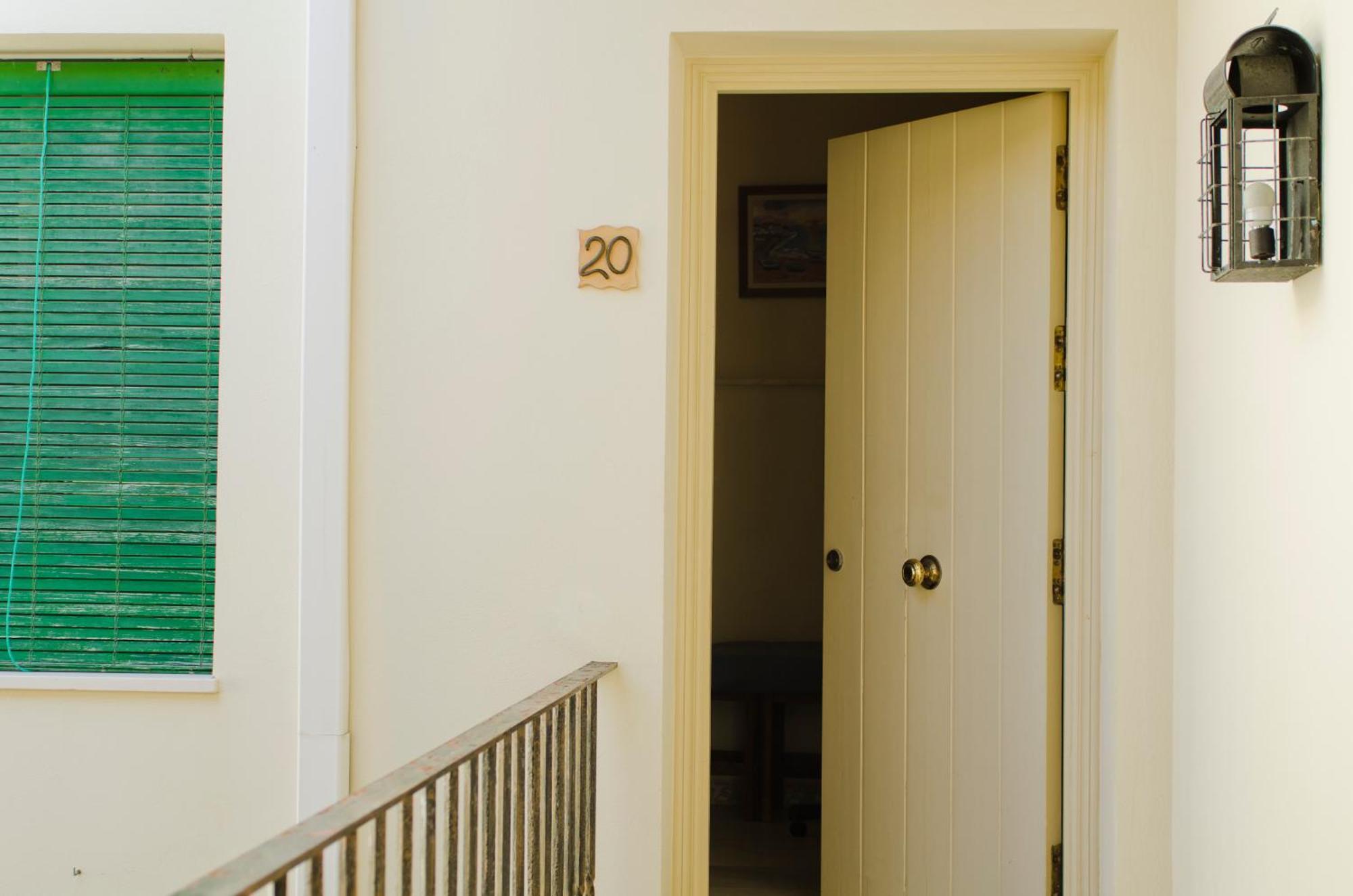 Hostal Sixto Rota Exterior foto
